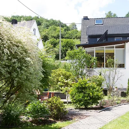 Zum Rothaarsteig Selbstversorgerhaus بيت للعطل