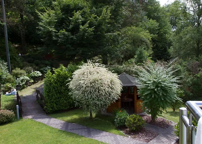 度假居 Zum Rothaarsteig Selbstversorgerhaus 内托芬