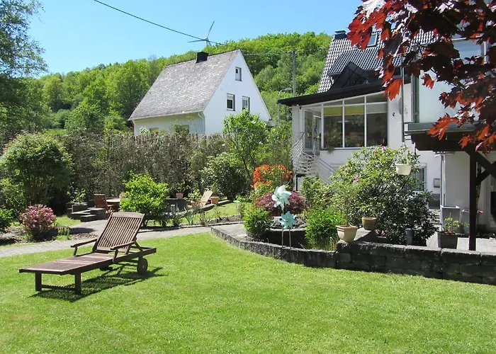 度假居 Zum Rothaarsteig Selbstversorgerhaus 内托芬